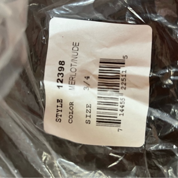 Morgan & Co dress - Picture 4 of 9